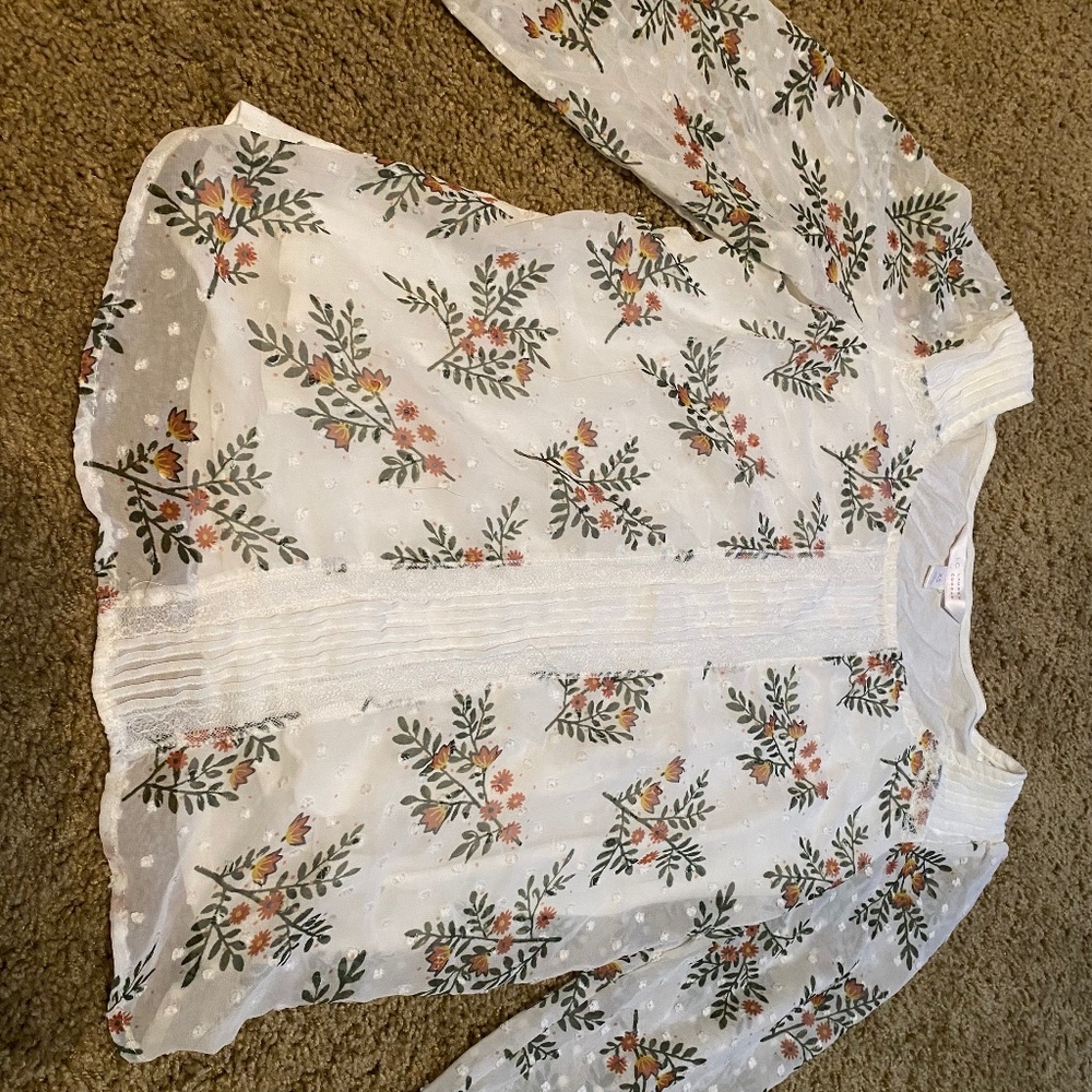 Lauren Conrad size Xs top